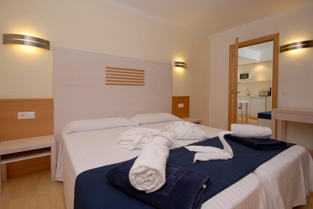 Apartamentos Ferrera Beach Cala D´Or Kültér fotó